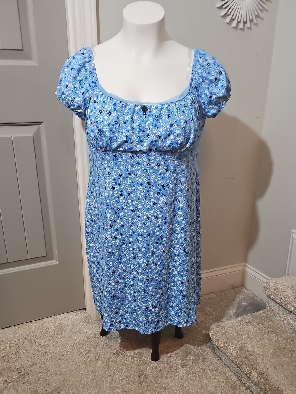 No Boundaries Light Blue Floral Puff-Sleeve Midi Dress